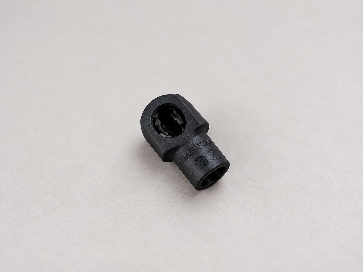 Kunststoff - Kugelpfanne Artikel- Nr. 501586 · Länge 18 mm · Gewinde M6