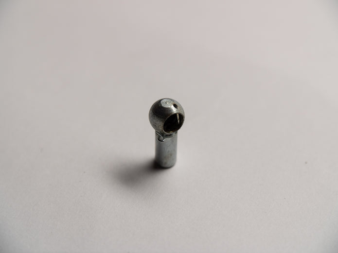Stahl - Kugelpfanne Artikel- Nr. 501608 · Länge 22 mm · Kugeldurchmesser 8,1 · Gewinde M6