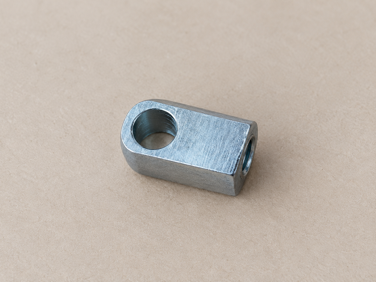 Auge Artikel- Nr. 502314 · Länge 20 mm · Bohrung 10,2 · SW12 · Gewinde M8